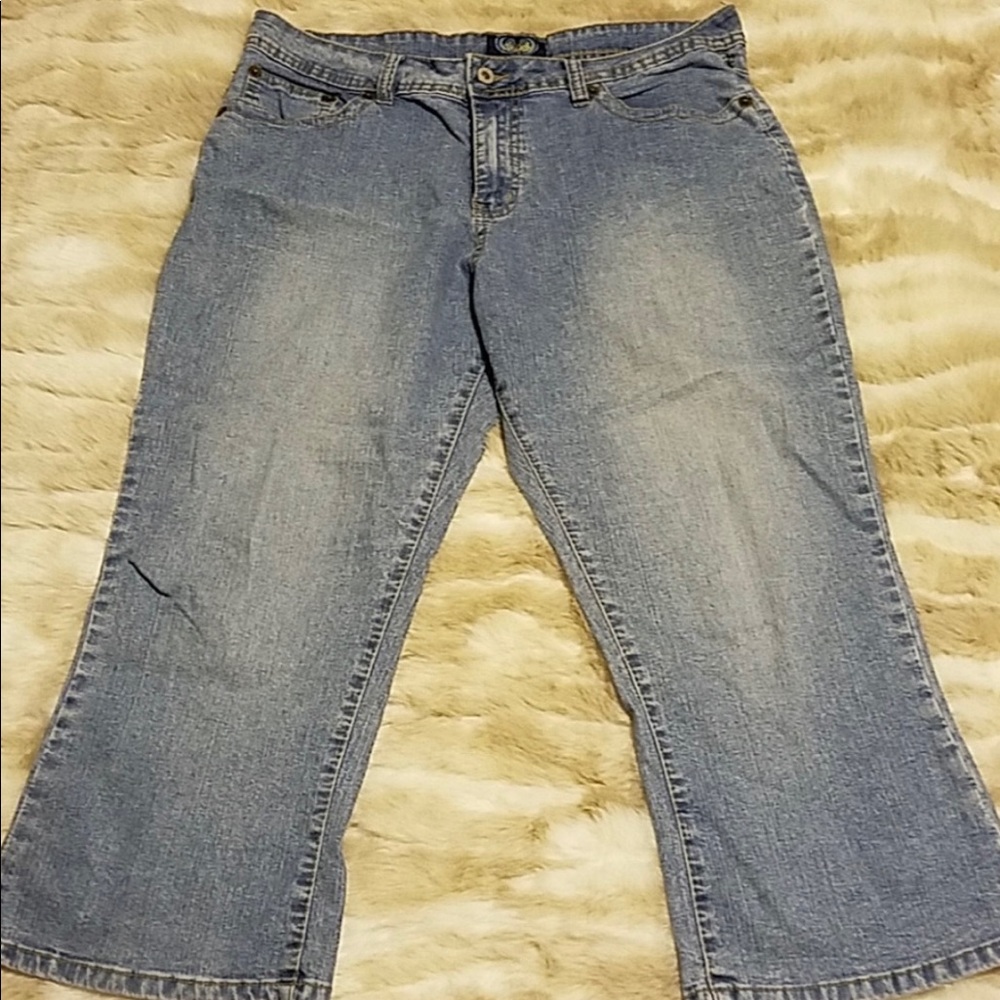 Angel’s Jeans capris with gem on pockets